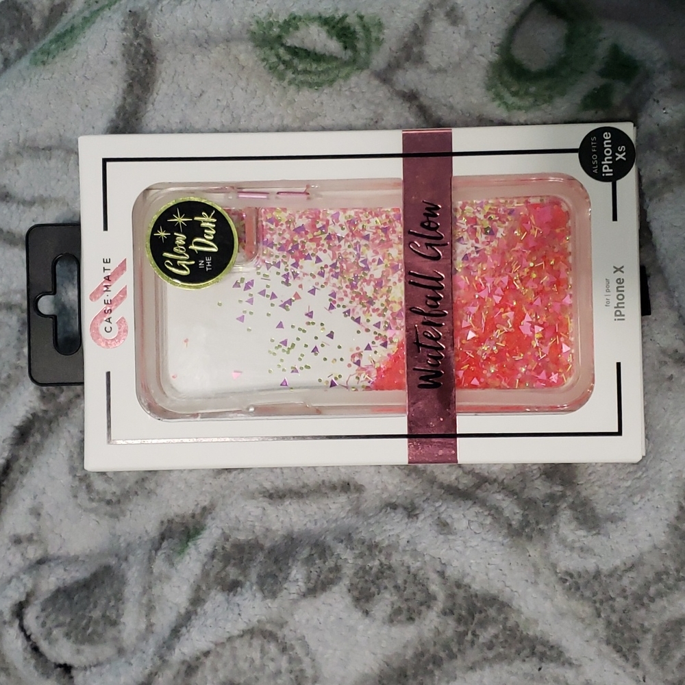 Casemate Glow in the Dark iPhone Case